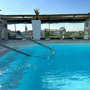 4* Hotel Becquer